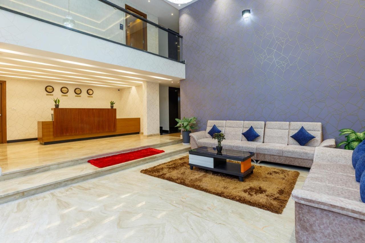 Royal Ace Boutique Hotel Бенґалуру Екстер'єр фото