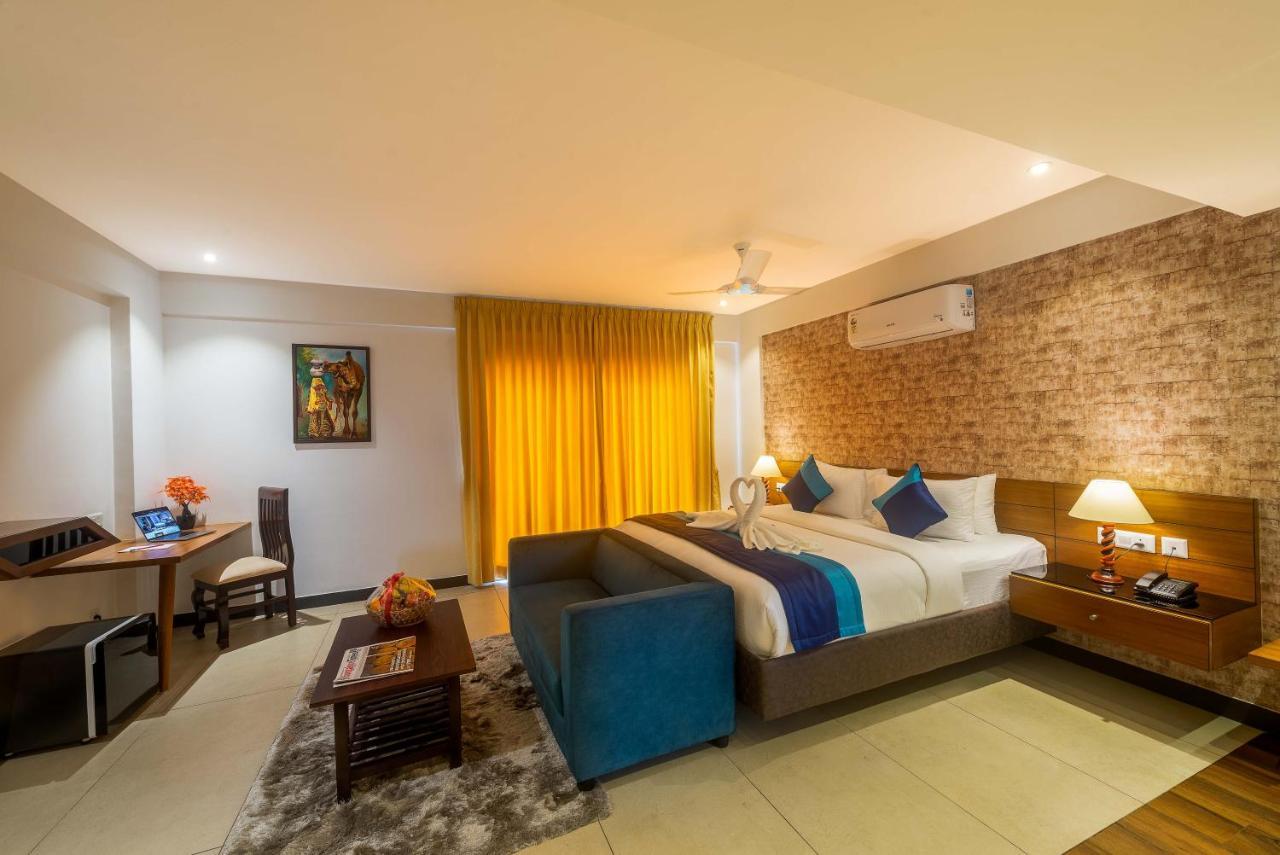 Royal Ace Boutique Hotel Бенґалуру Екстер'єр фото